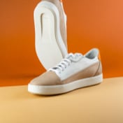 sneaker thumbnail image